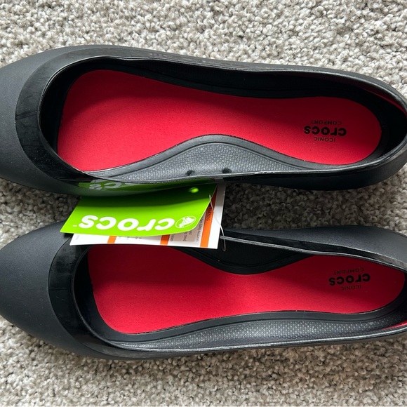 CROCS Black Flats Comfortable Everyday Loafers - Picture 1 of 5